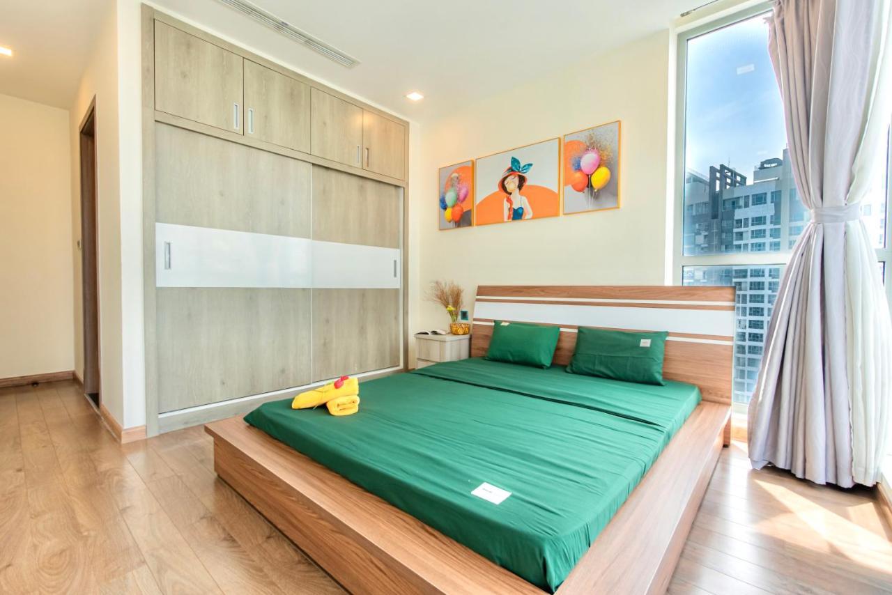 The Lexington Suites, Vinhomes Central Park & Paranomic View Хошимин Экстерьер фото